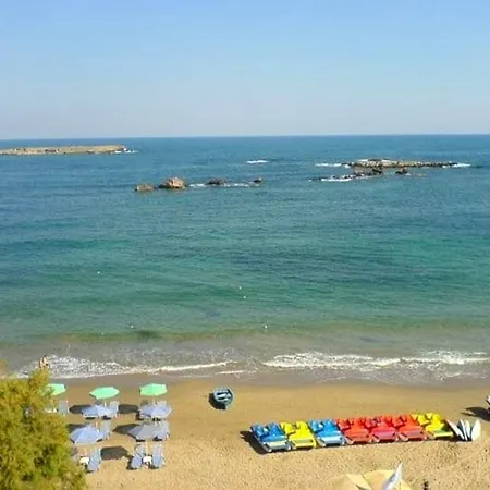 Апартаменты βeachfront Apartment, Next To Chania Center & Old Harbor!