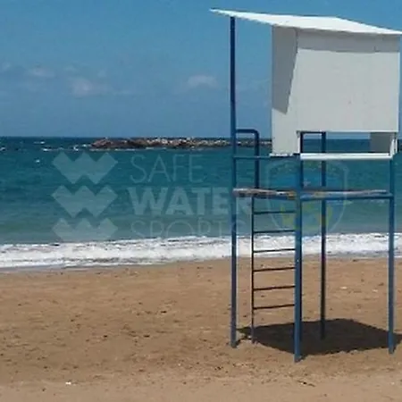 Апартаменты βeachfront Apartment, Next To Chania Center & Old Harbor! *